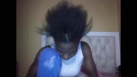 Snapshot of olwami4 chatting on December 2025 01:54:01 AM olwami4 online show from December 2025 01:54:01 AM