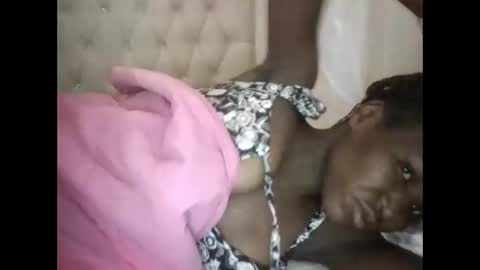 Snapshot of olwami4 chatting on January 2026 05:43:02 AM olwami4 online show from January 2026 05:43:02 AM