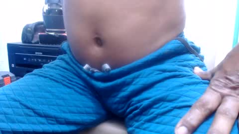 OlySantos online show from July 2026 11:01:02 AM