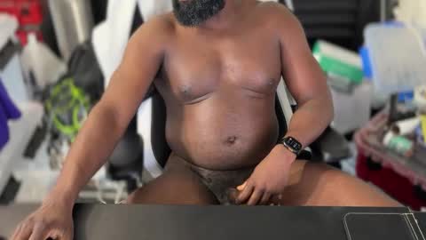 omarrblaque online show from November 2025 07:03:01 PM