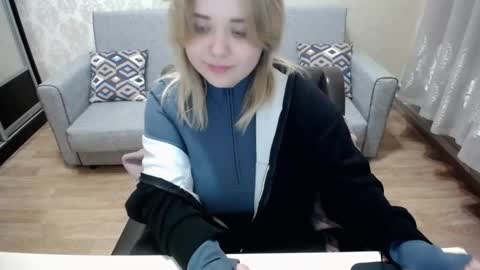 Fina online show from September 2025 06:53:02 PM