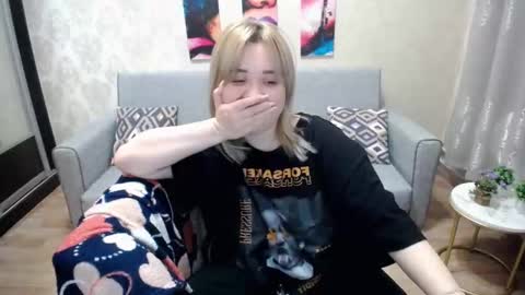 Fina online show from October 2025 10:51:01 PM