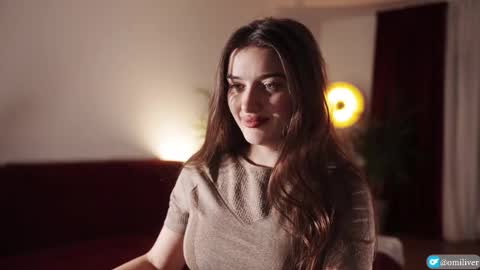    or    online show from November 2025 06:35:01 PM