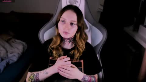 on_yxxx online show from December 2024 02:28:01 PM