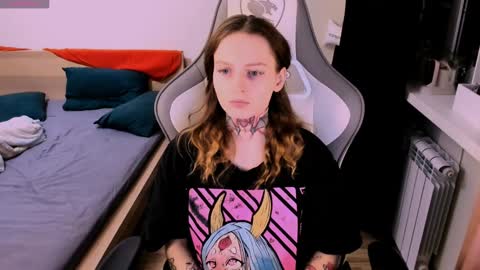 on_yxxx online show from December 2024 03:49:02 PM