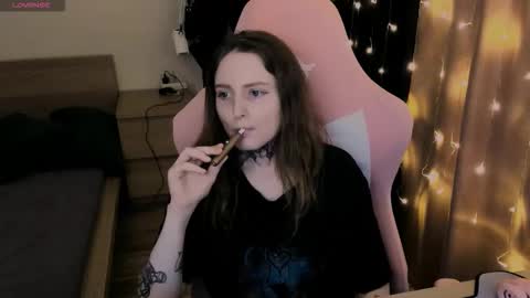 on_yxxx online show from October 2025 04:51:02 PM