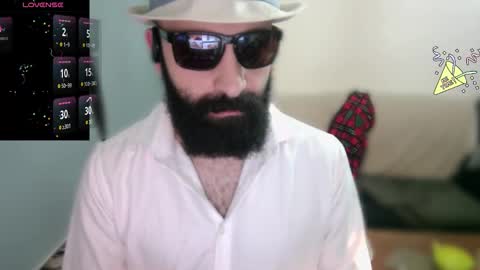 Snapshot of ona_nisme chatting on December 2025 05:23:01 AM ona nisme online show from December 2025 05:23:01 AM