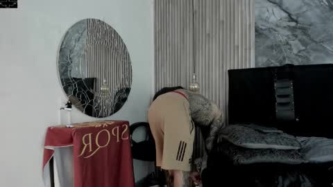     ... online show from October 2025 07:37:01 PM