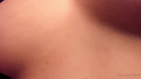 Snapshot of one_1ove chatting on February 2025 02:11:02 PM Ana online show from February 2025 02:11:02 PM