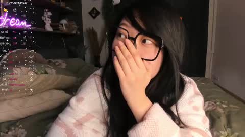 Snapshot of one_1ove chatting on February 2025 11:11:02 AM Ana online show from February 2025 11:11:02 AM