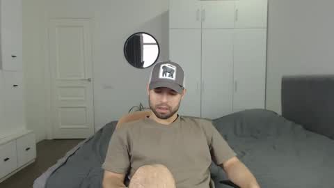 onebestlover online show from February 2025 08:47:02 AM