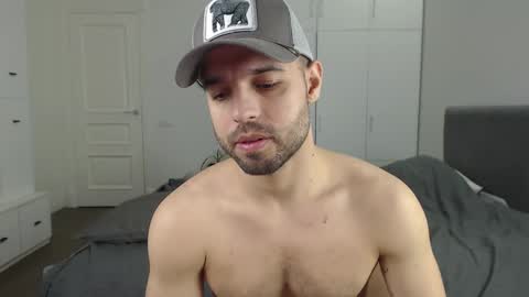 onebestlover online show from February 2025 12:09:02 PM