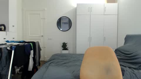 onebestlover online show from November 2025 10:08:02 AM