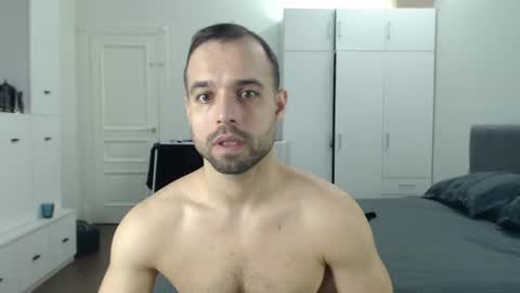 onebestlover online show from June 2026 09:40:01 AM
