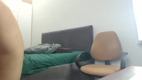 onebestlover online show from July 2026 02:10:01 PM