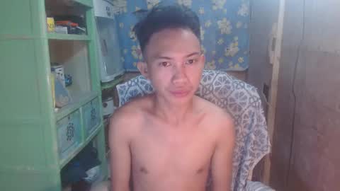 Snapshot of onebigloadxxx chatting on December 2024 11:02:01 PM Wyn Will serve you and be your slave online show from December 2024 11:02:01 PM