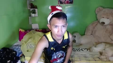 Snapshot of onebigloadxxx chatting on December 2024 07:31:01 AM Wyn Will serve you and be your slave online show from December 2024 07:31:01 AM