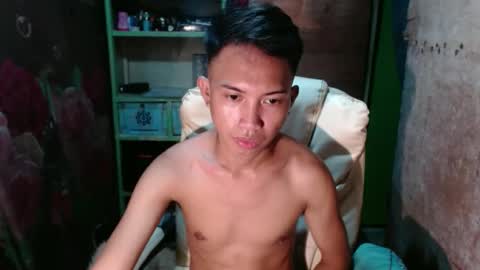 Snapshot of onebigloadxxx chatting on January 2025 10:06:01 AM Wyn Will serve you and be your slave online show from January 2025 10:06:01 AM