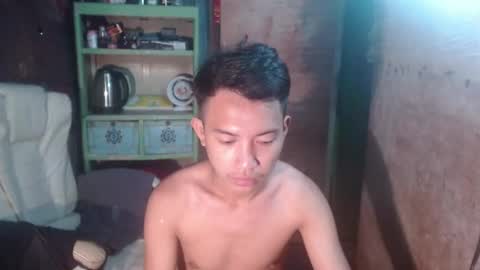 Snapshot of onebigloadxxx chatting on January 2025 11:43:01 PM Wyn Will serve you and be your slave online show from January 2025 11:43:01 PM