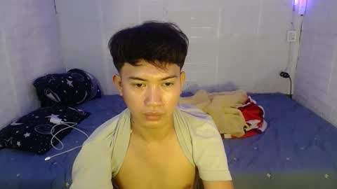 Snapshot of onebigloadxxx chatting on November 2025 11:21:02 AM Wyn Will serve you and be your slave online show from November 2025 11:21:02 AM