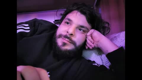 Snapshot of onecrew1 chatting on December 2024 12:39:01 AM onecrew1 online show from December 2024 12:39:01 AM