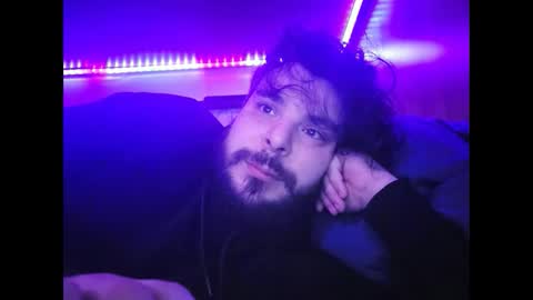 Snapshot of onecrew1 chatting on January 2025 01:03:01 PM onecrew1 online show from January 2025 01:03:01 PM