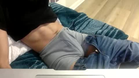 Snapshot of onehitwonder21 chatting on January 2026 01:42:01 AM onehitwonder21 online show from January 2026 01:42:01 AM