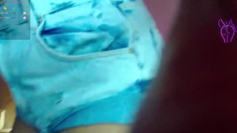 Snapshot of onehotbigass chatting on September 2025 01:49:01 AM ONLINE online show from September 2025 01:49:01 AM