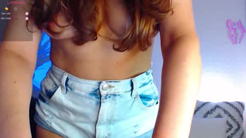 Snapshot of onehotbigass chatting on September 2025 08:14:01 PM ONLINE online show from September 2025 08:14:01 PM