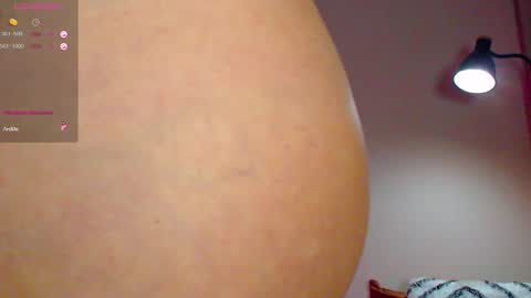 Snapshot of onehotbigass chatting on November 2025 08:03:01 PM ONLINE online show from November 2025 08:03:01 PM