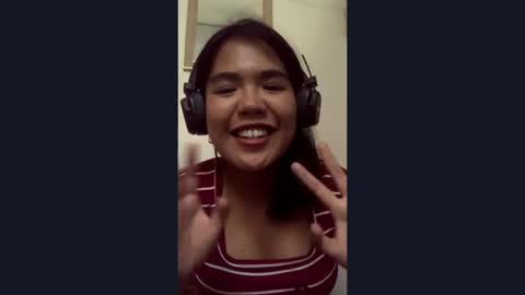 Snapshot of onitawydeven chatting on April 2026 05:41:01 AM Sophia online show from April 2026 05:41:01 AM