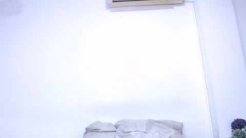 onixandghosty online show from May 2026 06:56:02 PM