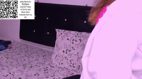 only_sarah1 online show from February 2025 09:58:01 PM