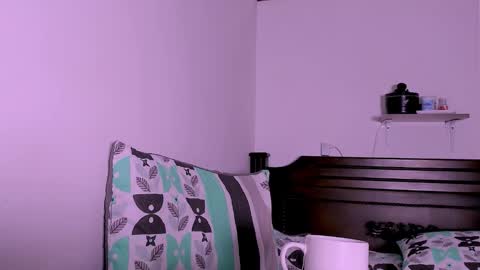 only_sarah1 online show from March 2026 11:00:01 PM