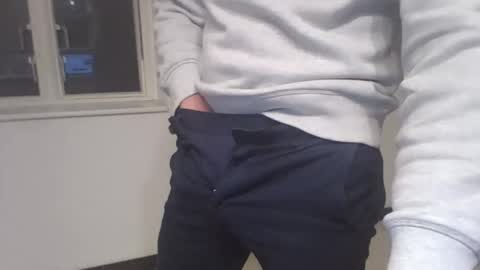 Snapshot of onurkneespls chatting on November 2025 04:42:01 PM onurkneespls online show from November 2025 04:42:01 PM