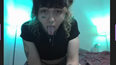 onyx_black666 online show from November 2025 07:51:01 AM