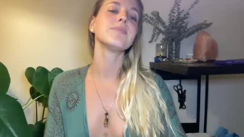 Snapshot of onyx_unleashed chatting on December 2024 05:09:02 AM onyx_unleashed online show from December 2024 05:09:02 AM