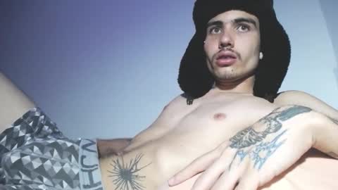 Snapshot of onzas_ chatting on September 2025 01:39:02 AM onzas_ online show from September 2025 01:39:02 AM