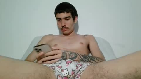 Snapshot of onzas_ chatting on January 2026 09:35:02 PM onzas_ online show from January 2026 09:35:02 PM