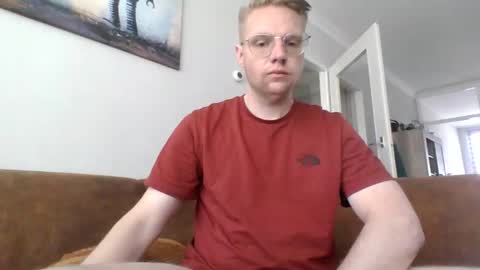 Snapshot of oook5 chatting on May 2026 01:59:01 PM oook5 online show from May 2026 01:59:01 PM