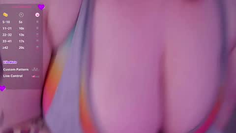 Snapshot of opalreigning chatting on December 2024 11:55:02 AM Opal online show from December 2024 11:55:02 AM