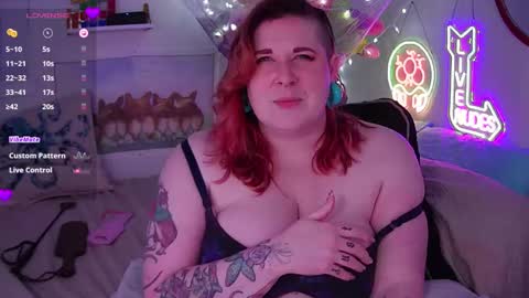 Snapshot of opalreigning chatting on January 2025 01:10:01 PM Opal online show from January 2025 01:10:01 PM