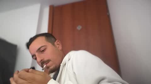 Snapshot of or690 chatting on November 2025 09:10:01 AM or online show from November 2025 09:10:01 AM