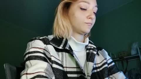 Melani  online show from March 2025 03:29:01 PM