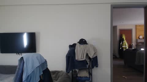 Snapshot of oregon87 chatting on October 2025 03:42:01 PM The Oregon Lumberjack online show from October 2025 03:42:01 PM