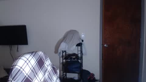 Snapshot of oregon87 chatting on December 2025 05:22:02 PM The Oregon Lumberjack online show from December 2025 05:22:02 PM