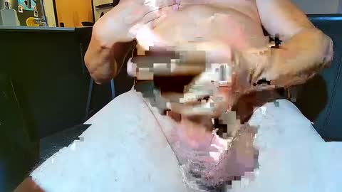 MapleSyrup online show from October 2025 01:25:01 AM