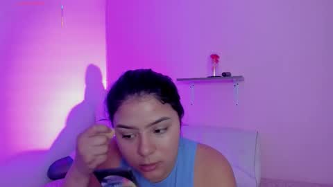 Snapshot of oriana_guzman chatting on December 2025 11:09:02 PM Miss Guzman online show from December 2025 11:09:02 PM