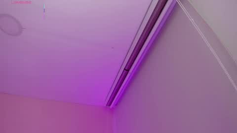 Snapshot of oriana_guzman chatting on March 2026 01:22:02 AM Miss Guzman online show from March 2026 01:22:02 AM