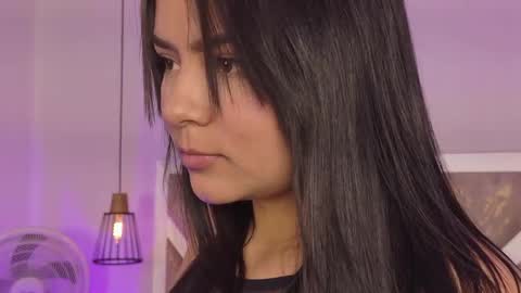 Miss Guzman  online show from May 2026 11:02:01 PM